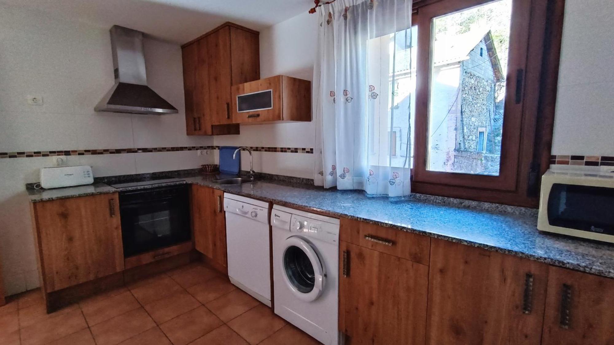 Apartamentos Mobison Salinas de Bielsa Esterno foto