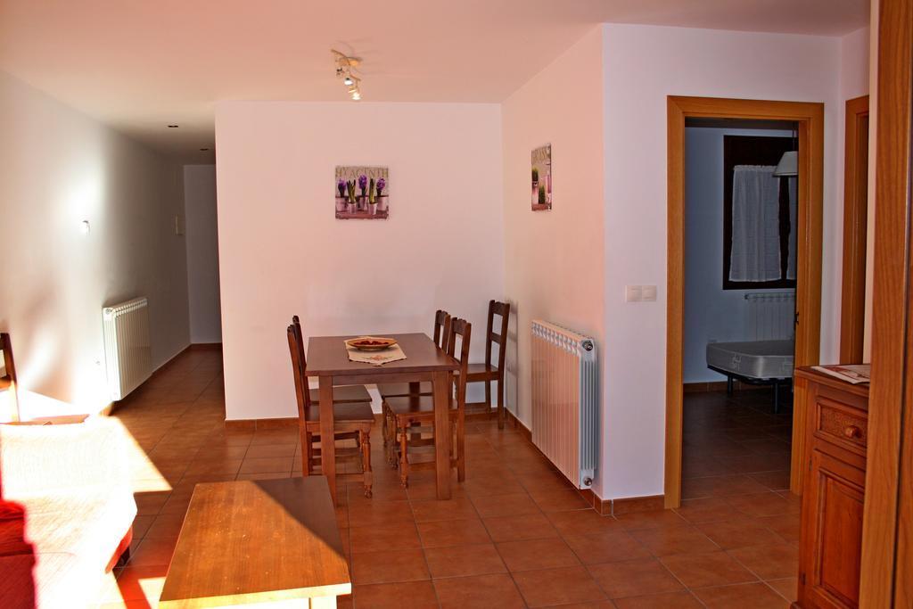 Apartamentos Mobison Salinas de Bielsa Esterno foto
