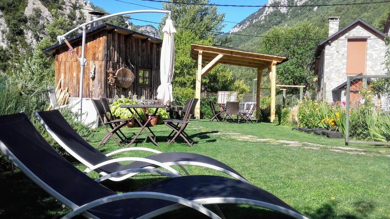 Apartamentos Mobison Salinas de Bielsa Esterno foto